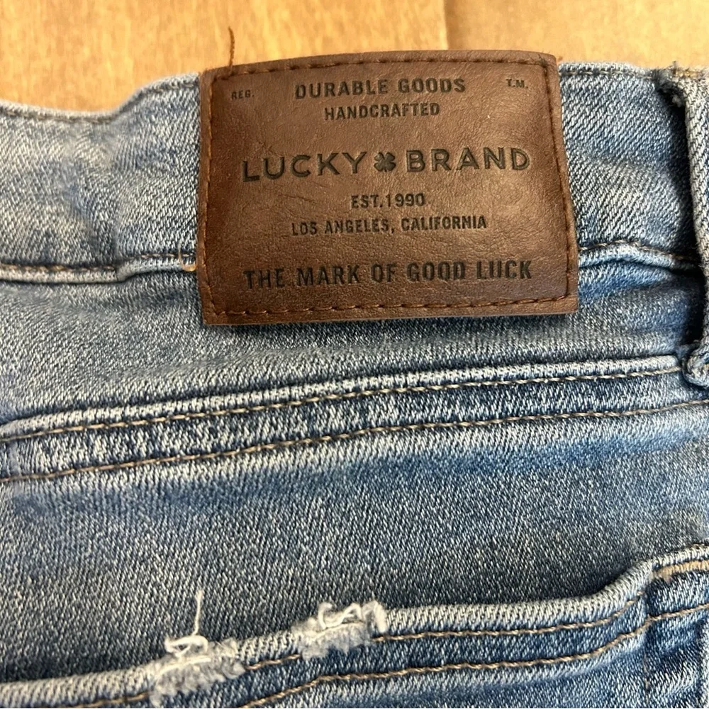 Lucky Brand the Bermuda Denim Jean long Shorts 12/31